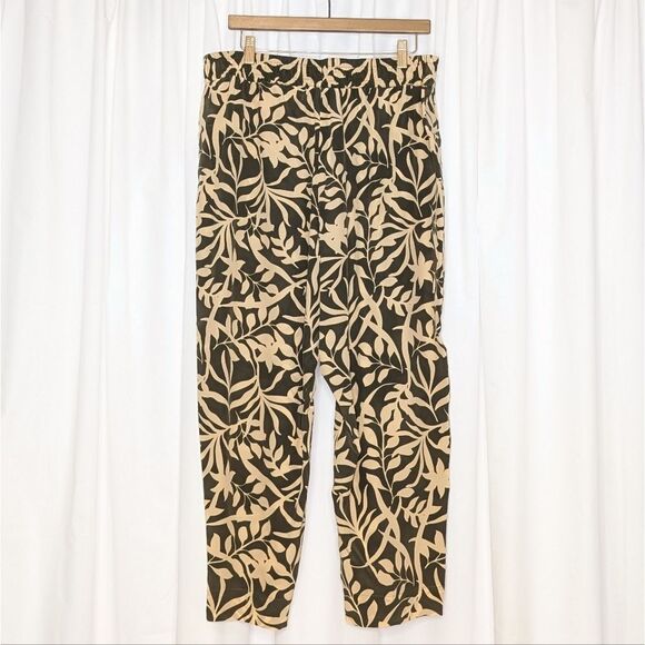 Tucker NYC Julia Pant Forest Figi Floral in Crepe de Chine Silk Floral - Picture 4 of 9